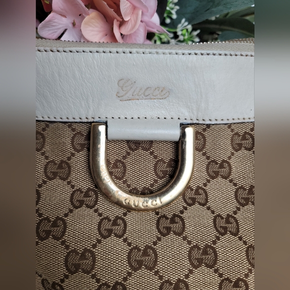 Gucci Canvas Abbey Shoulder Bag - Picture 3 of 14